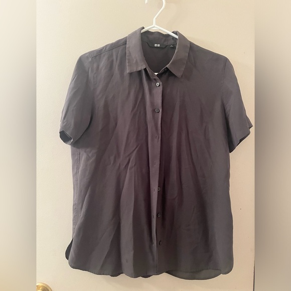 Uniqlo button up shirt - olive - Picture 1 of 3